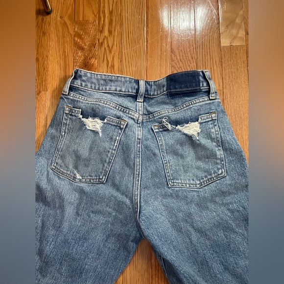Abercrombie & Fitch High Rise Mom Jean CURVE LOVE - Picture 3 of 6